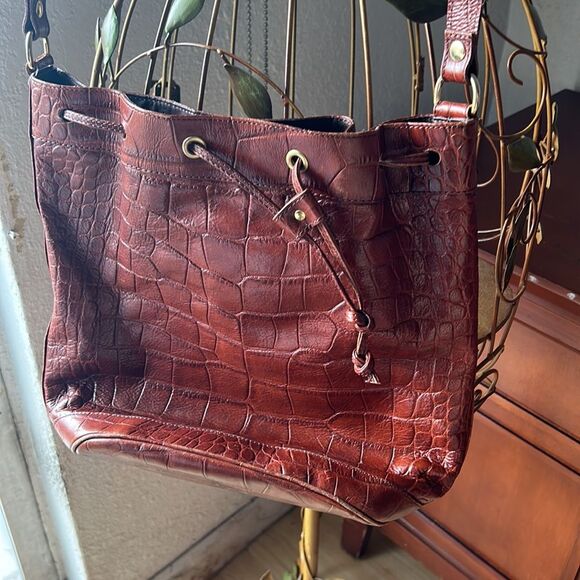 Mateus Genuine brown leather cross bag - Picture 2 of 8